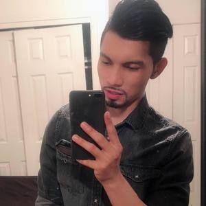 Meet your Posher, Carlos